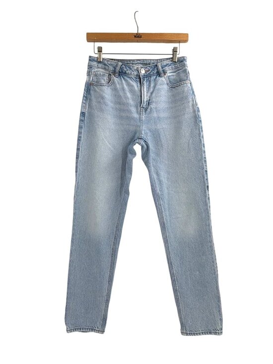 American Eagle Outfitters Denim - American Eagle Womens Mom Jeans Size 4 Light Wash High Rise Straight Fit Coastal